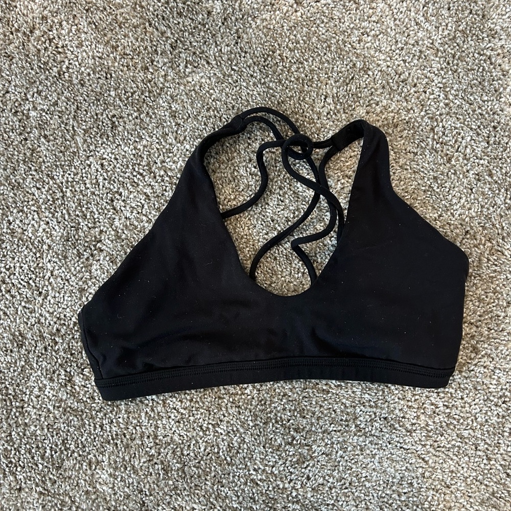 Lululemon Women's Black Cross-back Sports Bra